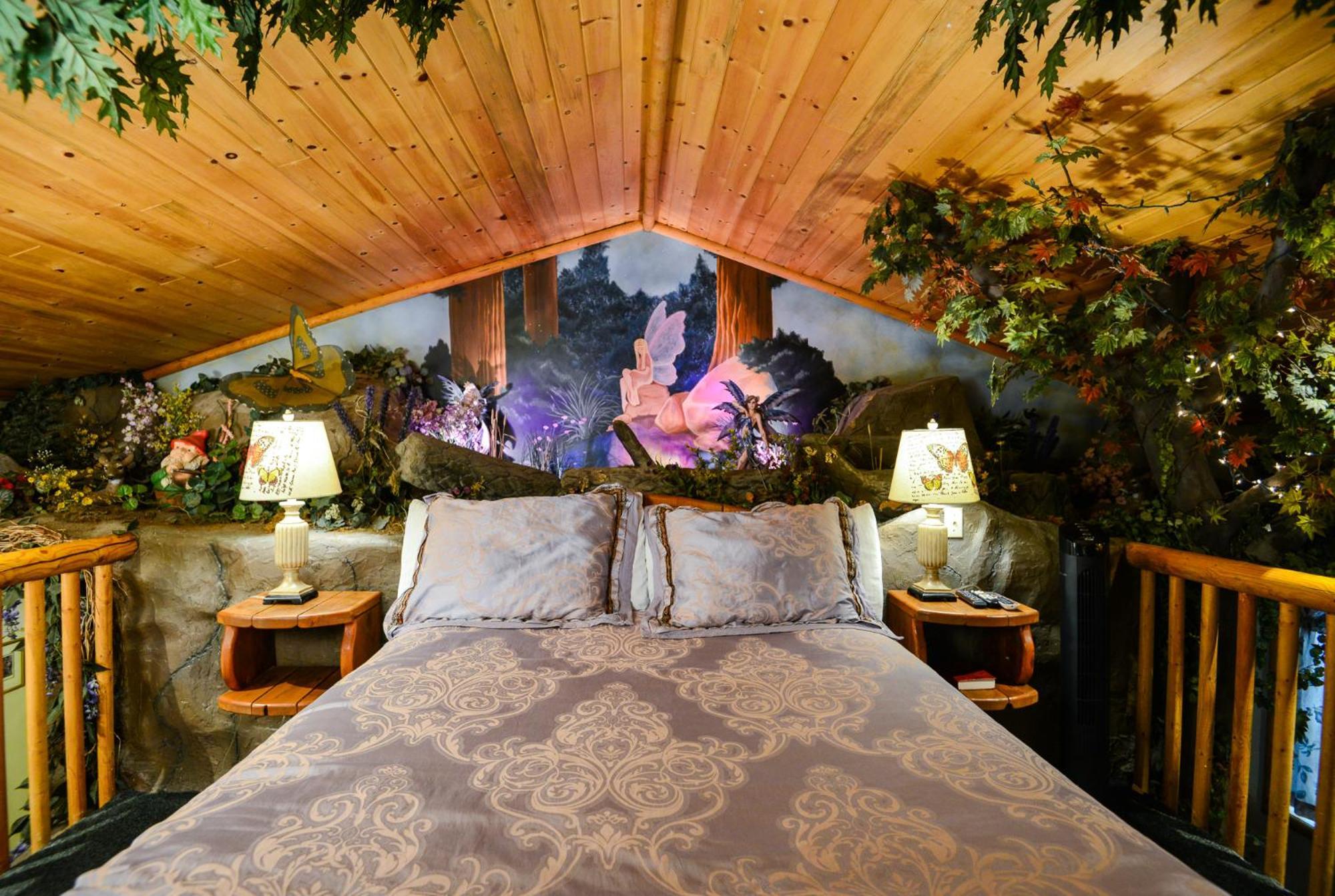 Castle Wood Theme Cottages- Couples Only بيغ بير لاكي، سان بيرناردينو، كاليفورنيا المظهر الخارجي الصورة